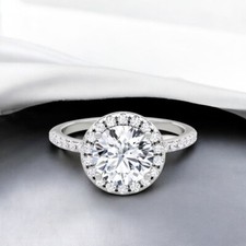 2 Karat Rundschliff Diamant