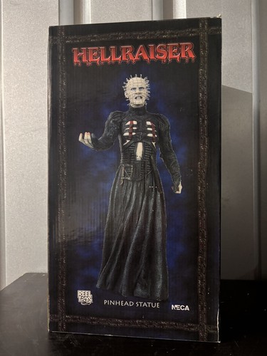 Neca hellraiser pinhead statue - pinhead,