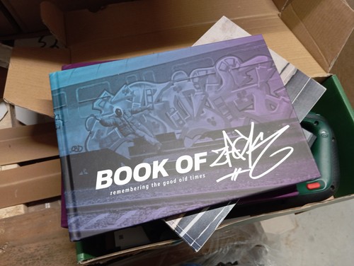 Book zack signed graffiti - book,