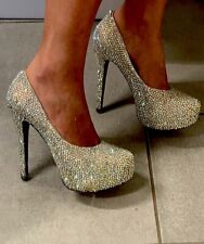 Rote Sohle voll Glitzer Strass