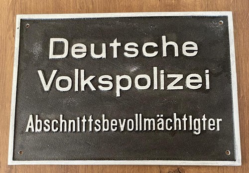 Deutsche volkspolizei - deutsche,