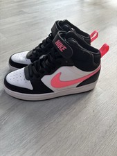 Nike Court Borough Mid Schwarz/weiß/pink