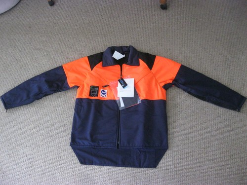 Schnittschutzjacke