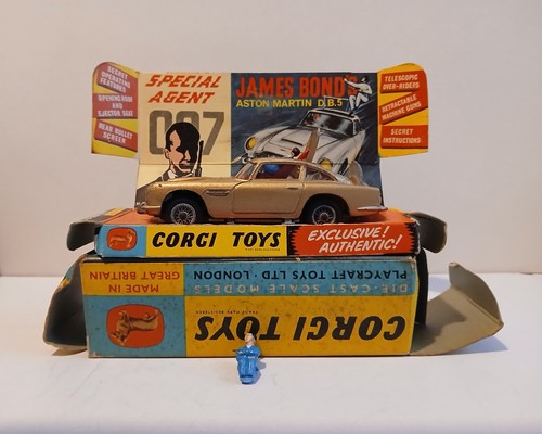 Corgi 261 james - corgi,