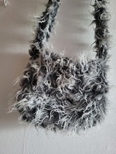 Umhängetasche Fell Zottel