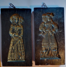 antike Wachsmodel 2 Stück Mann und Frau in historischen Gewändern 18. Jhdt. fein