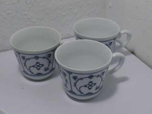 Kleine tassen kaffee - tassen, tee