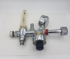 Dräger Pluto Druckminderer Druckregler Sauerstoff Gas Wasserstoff Flowmeter