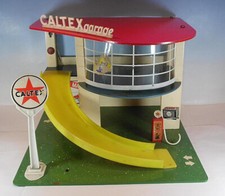 Sio Holland Holz Caltex Parkhaus Parkgarage m Tanksäule f Modellautos 1/43 #7642