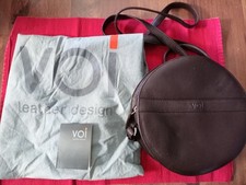 Damenhandtasche Leder, Firma