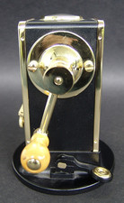 EDLER  KLASSISCHER "EL CASCO" HANDKURBEL BLEISTIFT SPITZER , 23 KARAT VERGOLDET