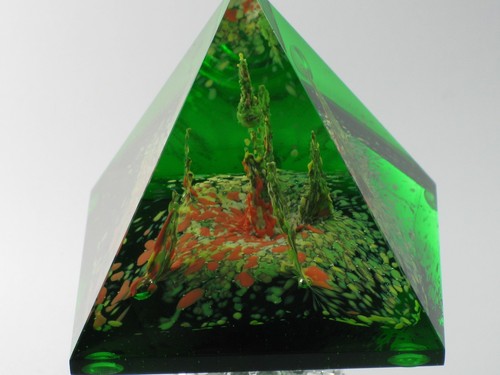 Pyramide aus glas - pyramide,