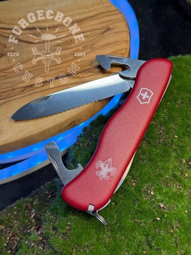 Victorinox adventurer serrated - adventurer,