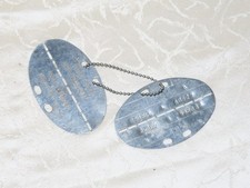 2 Stk . Erkennungsmarke wohl