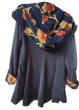 DESIGNER LAGENLOOK JACKE SAMT STICKEREI riesiger KRAGEN PETRA BÖHM