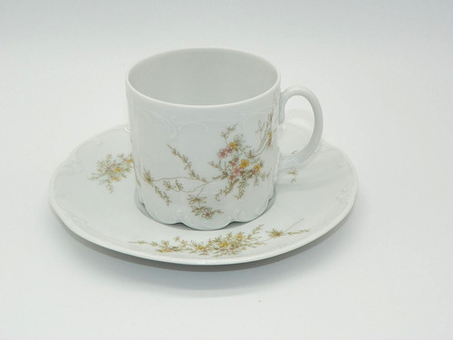 Kaffeetasse mit untertasse - kaffeetasse,