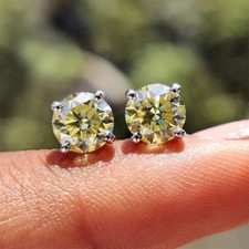 Minimalist 3 Karat Champagner