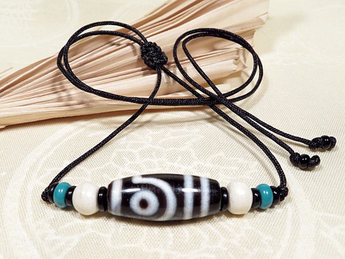 Sherpa halskette 2 augen - sherpa,