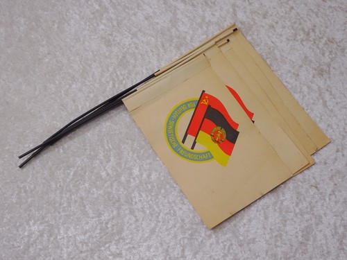 Ddr papier fähnchen - x,