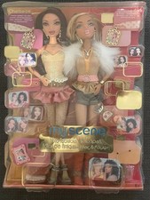 My Scene Kennedy Und Chelsea