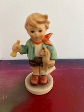 Goebel Figur Hummel „Junge mit Holzpferd 239/C 
