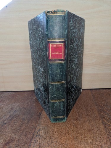 Altes buch jules - buch,
