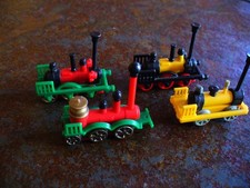 Historische Dampf-Loks      D      90     4 Fahrzeuge