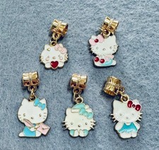 5 Charms Anhänger Hello Kitty basteln Modeschmuck Armband