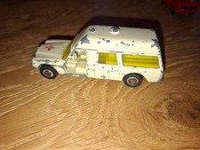 Siku 1613  BINZ-EUROP 1200L  Krankenwagen stark bespielt