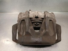 A2044213581 bremssättel vorne