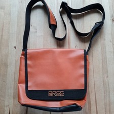 BREE Umhängetasche Messenger Bag orange LKW-Plane wasserabweisend robust