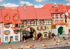 Faller H0 130499 Stadthaus Niederes Tor NEU/OVP