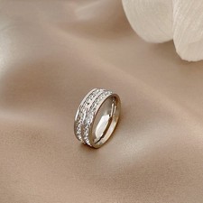 Leichte modische Titanringe