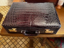 LEDERKOFFER DER FIRMA OCS AUS VARESE L.RINALDI Krokoleder braun, unbenutzt