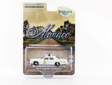 1:64 GREENLIGHT 1975 Dodge
