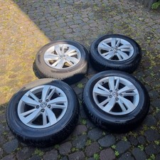4 Reifen mit original VW-Felgen für VW Polo