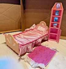 Vintage Barbie Bett und Sweet Roses Vitrine Armoire Curio Cabinet 1988