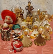 12 alte Weihnachtsfiguren