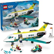 LEGO City Rettungsflugzeug Spielset ab 6 – Flughafen, Schneemobil, 4 Minifiguren