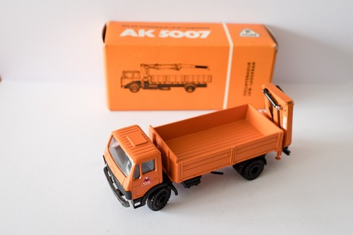 Conrad lkw mercedes benz - 1:50,