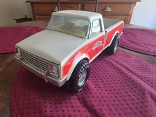 Vintage Metal Nylint Smuckers