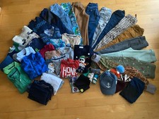 Jungen Bekleidungspaket Gr.122/128  Herbst Winter 45 Teile Weihnachten viel H&M