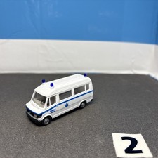 Herpa 1:87 Mercedes-​Benz 207 D Ambulance Zentralruf 19218 