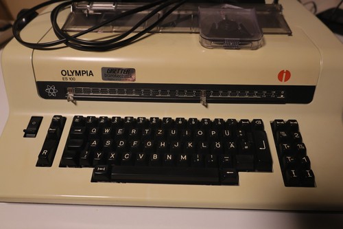 Schreibmaschine olympia es100 - schreibmaschine,