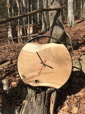 Wanduhr Holz Metall