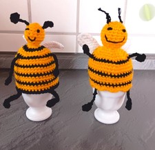 2 Eierwärmer im Set gehäkelt Figuren Bienen Tischdeko Geschenk