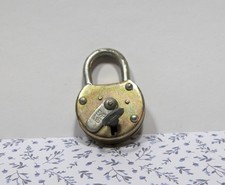 altes DDR Vorhängeschloss