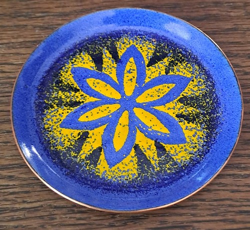 Alter blau gelber emaille - blau,