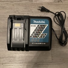Original Makita Akku Schnellladegerät DC18RC 7,2 - 18V Ladegerät Li-ion & Ni-MH