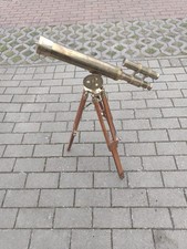 Fernglas auf Dreibein aus Holz - Sammlerstück/Retro